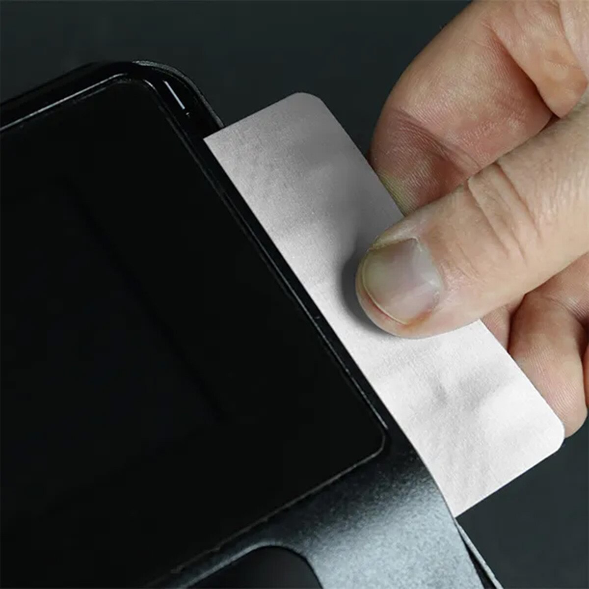 swiping the cleaning card